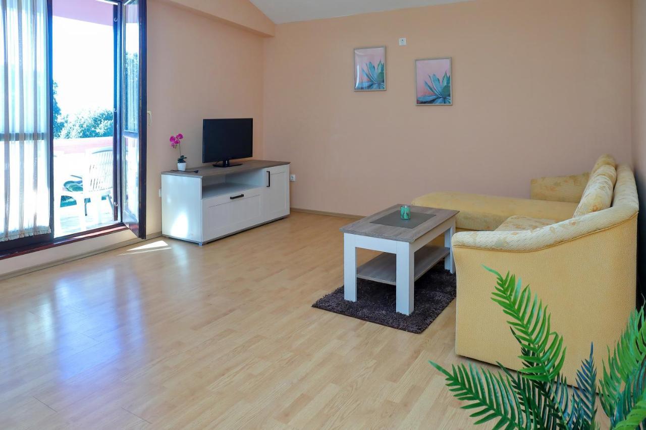 Jagoda Apartment *